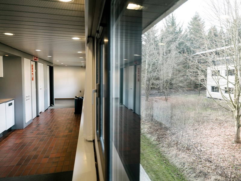 Lyst kontorlejemål i DTU Science Park med udsigt til grønne fællesarealer og fleksibel indretning.